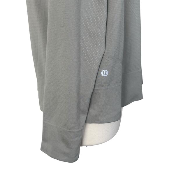 LULULEMON Swiftly Relaxed Half Zip Long Sleeve Top Size 12 Gull Grey/White - Picture 11 of 12